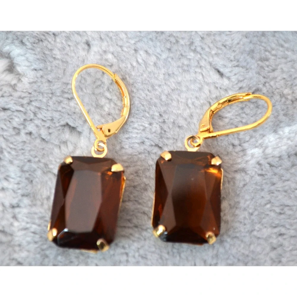 Gold Tone Dark Brown Amber Crystal Lever-back Earrings 1.5